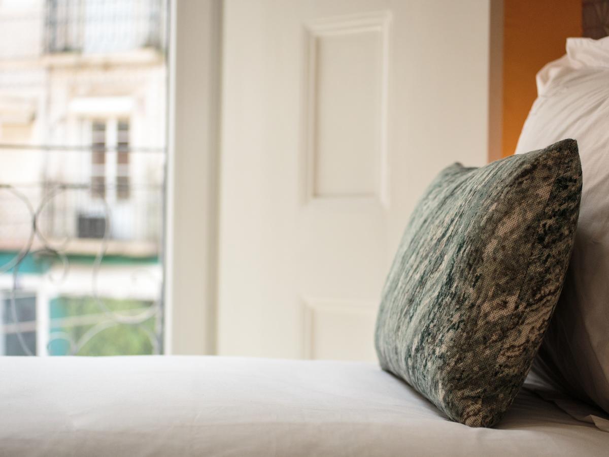 Dear Lisbon - Living House Bed & Breakfast ภายนอก รูปภาพ