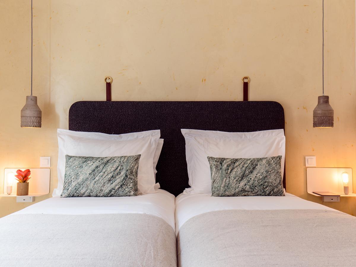 Dear Lisbon - Living House Bed & Breakfast ภายนอก รูปภาพ