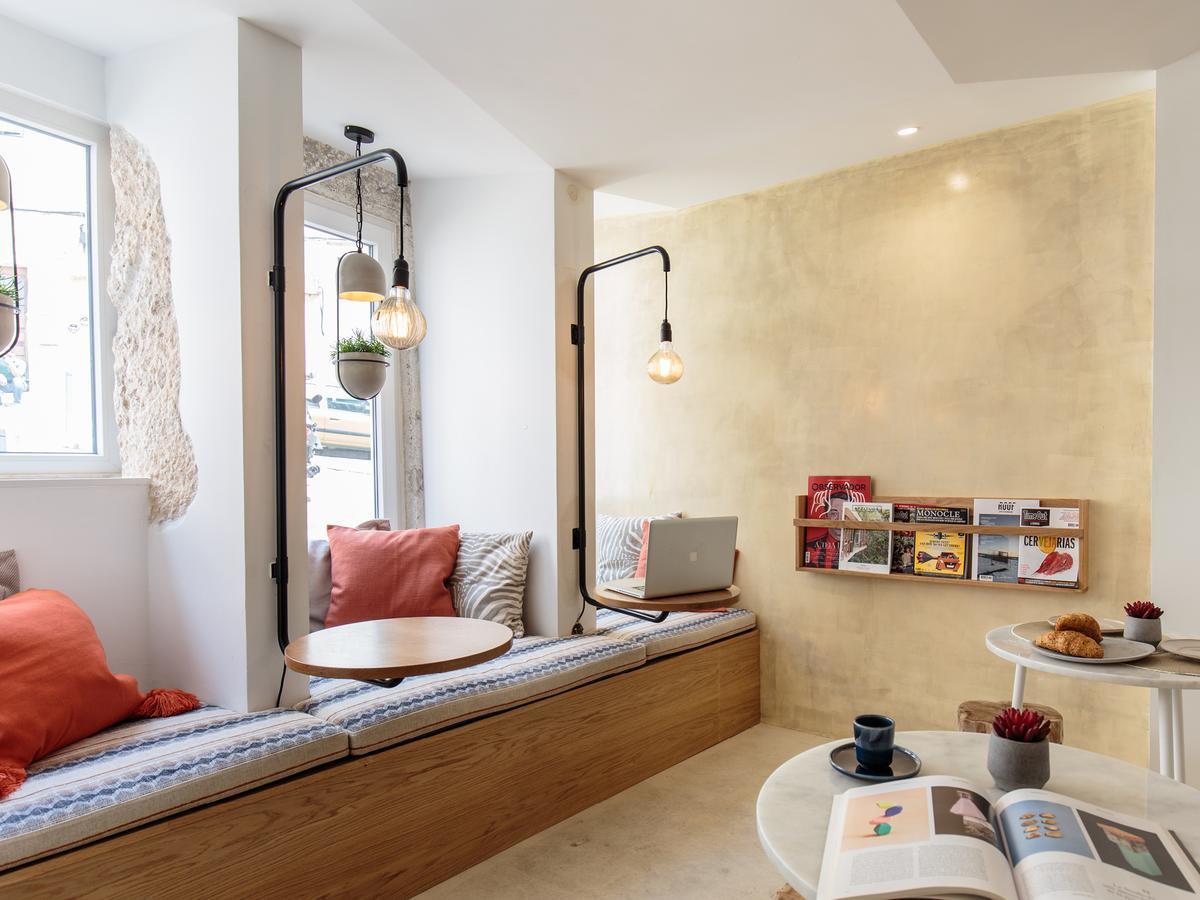 Dear Lisbon - Living House Bed & Breakfast ภายนอก รูปภาพ